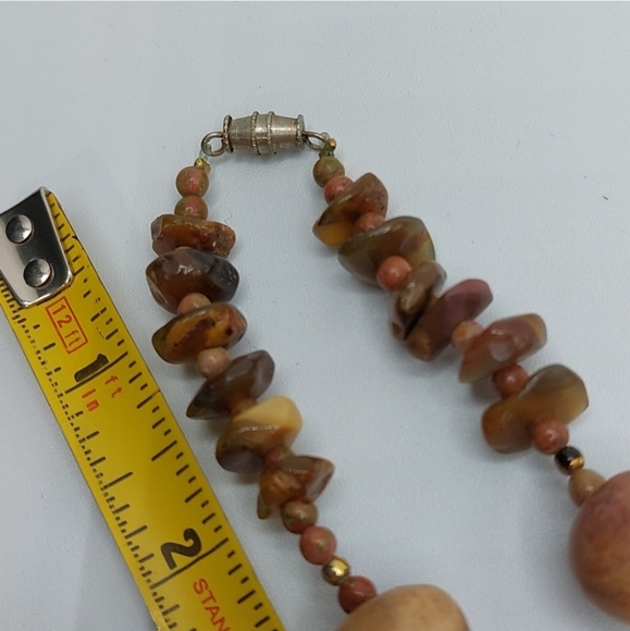 Tumbled Stones Agate Beads Station Necklace 28" Long - Picture 6 of 6